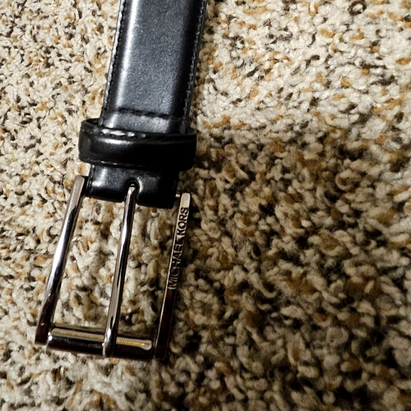 Michael Kors belt - Picture 4 of 6